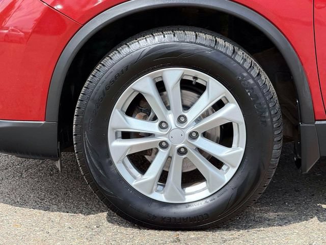 Used 2016 Nissan Rogue SV FWD image 8