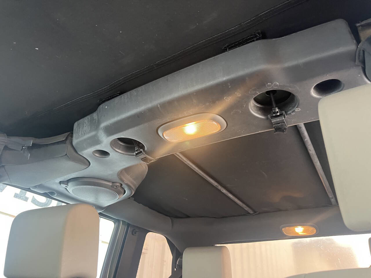 Used 2009 Jeep Wrangler Unlimited X image 36