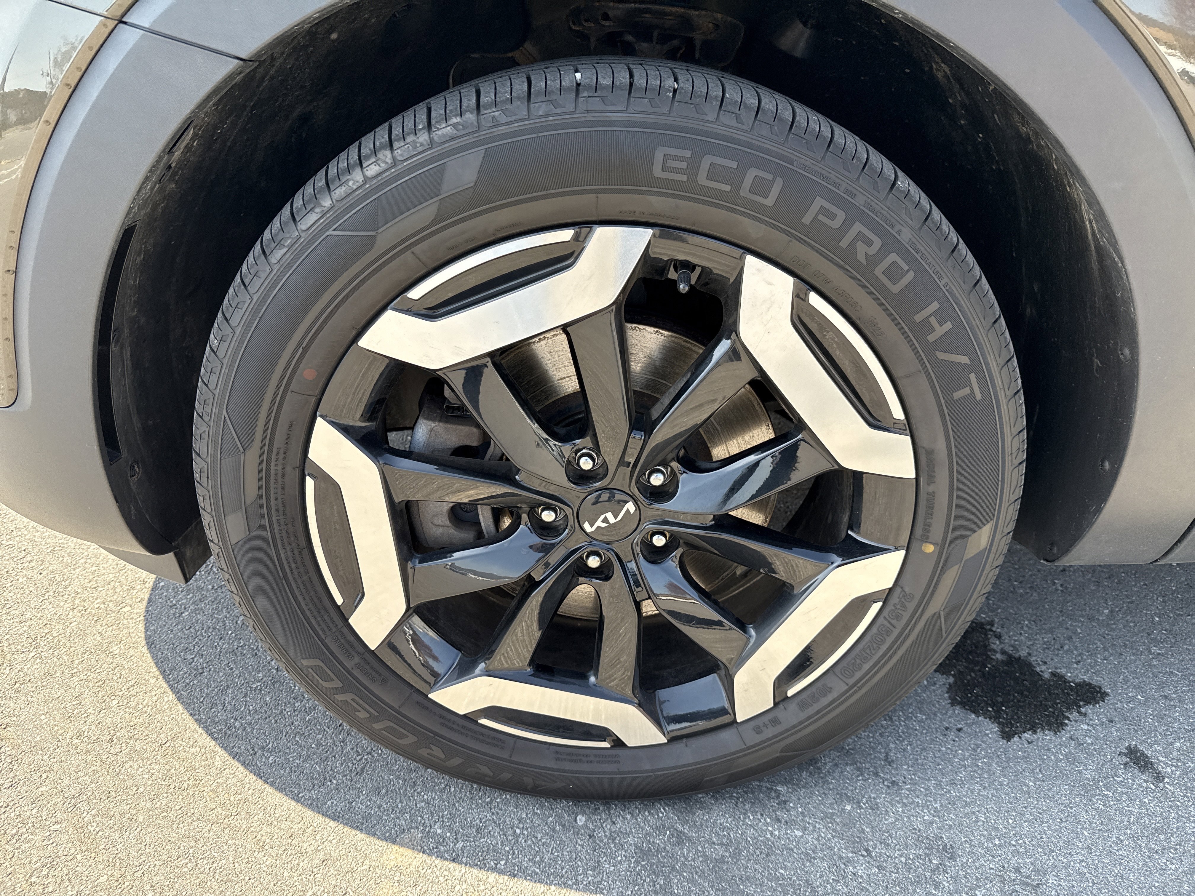 Used 2023 Kia Telluride EX image 13