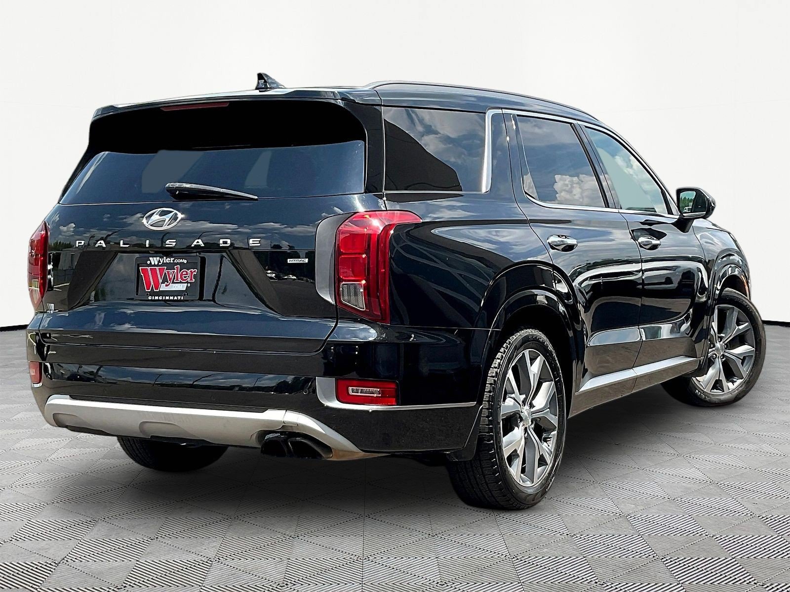Used 2021 Hyundai Palisade Limited w/ Cargo Package AWD/4WD image 6