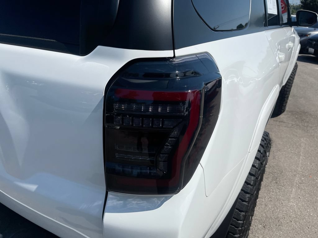 Used 2023 Toyota 4Runner TRD Off-Road Premium AWD/4WD image 43