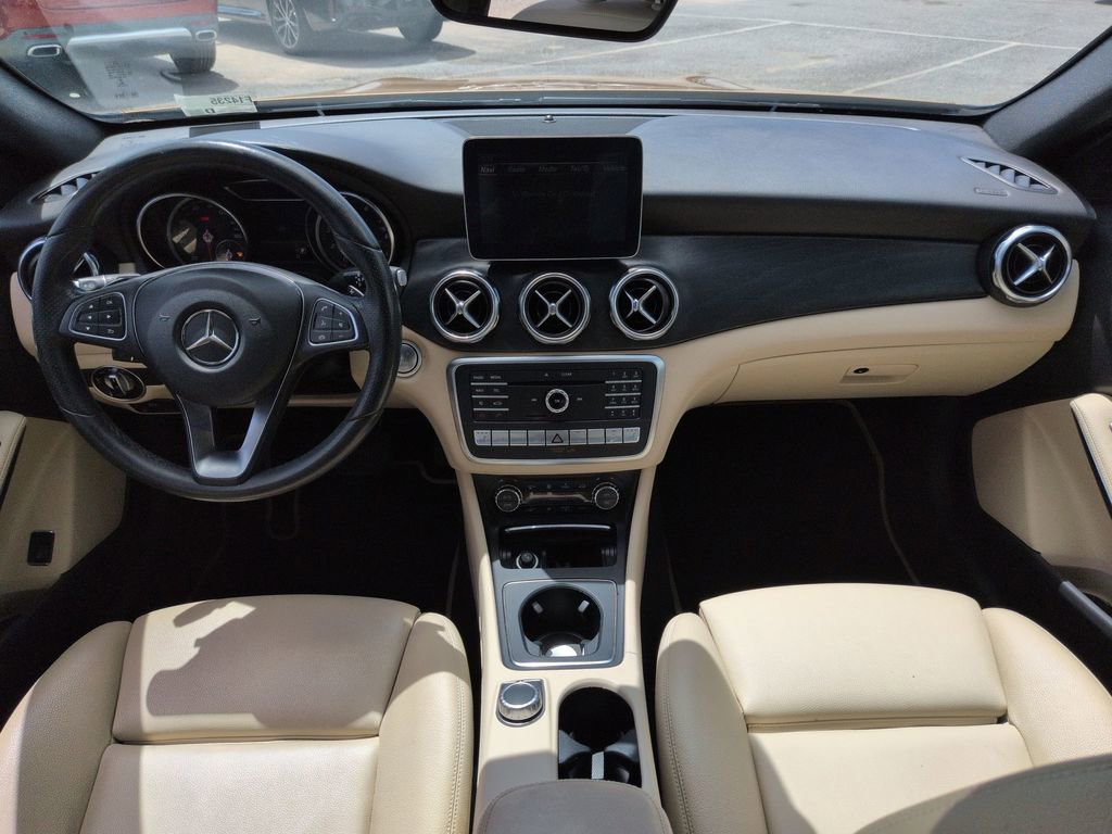 Used 2018 Mercedes-Benz GLA 250 4MATIC w/ Premium Package image 25