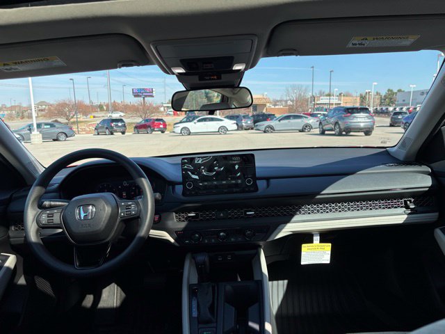 Certified 2025 Honda Accord SE image 29