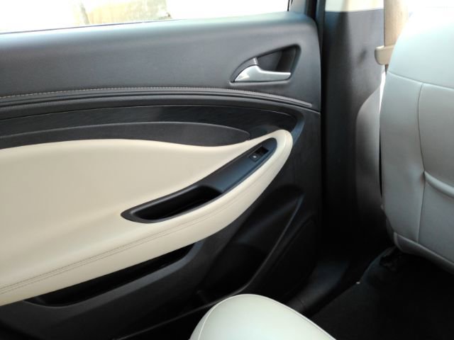 Used 2017 Buick Envision Preferred image 29