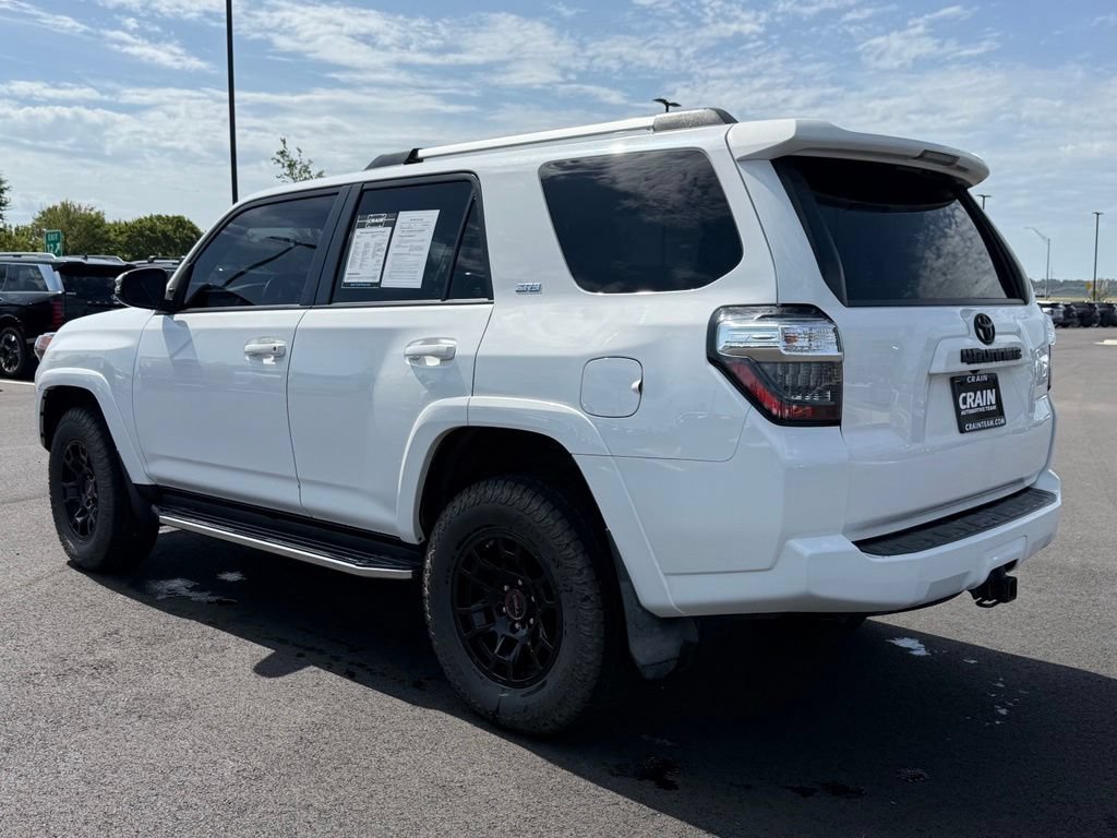 Used 2020 Toyota 4Runner SR5 Premium AWD/4WD image 8