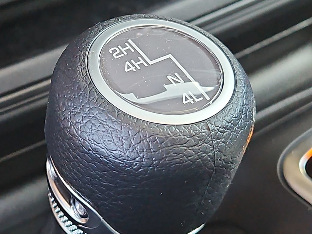New 2026 Jeep Gladiator Sport AWD/4WD image 17