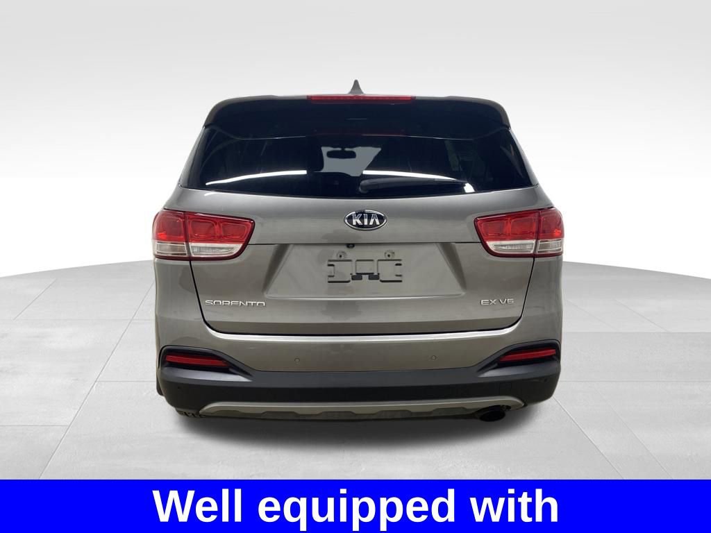 Used 2016 Kia Sorento EX w/ EX Premium Package video 3