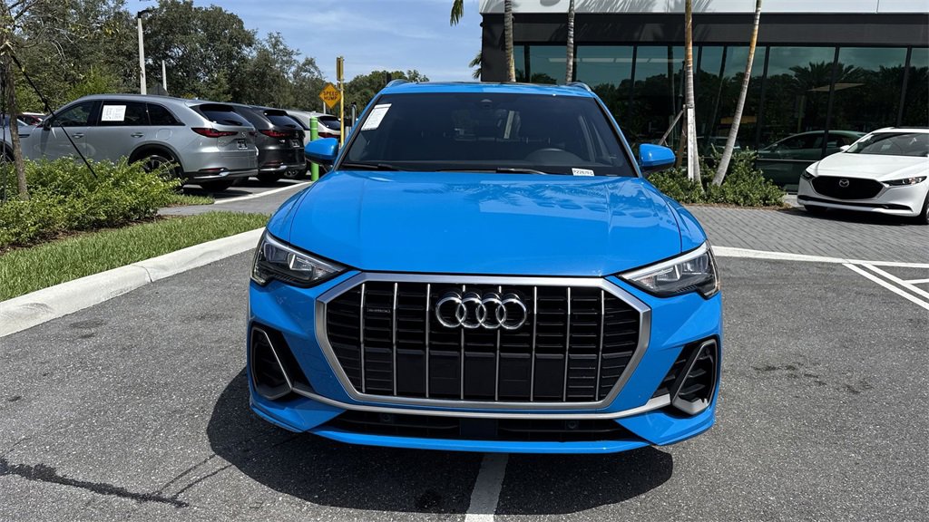 Used 2022 Audi Q3 2.0T Premium w/ Convenience Package image 9