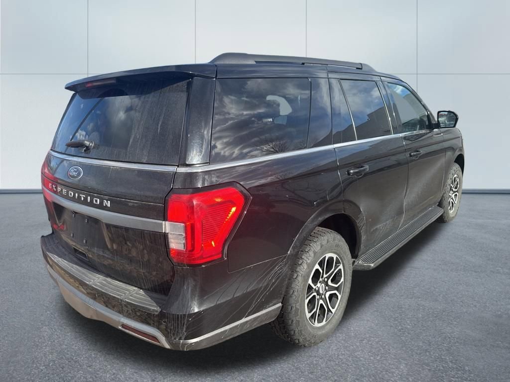 Used 2024 Ford Expedition XLT AWD/4WD image 15