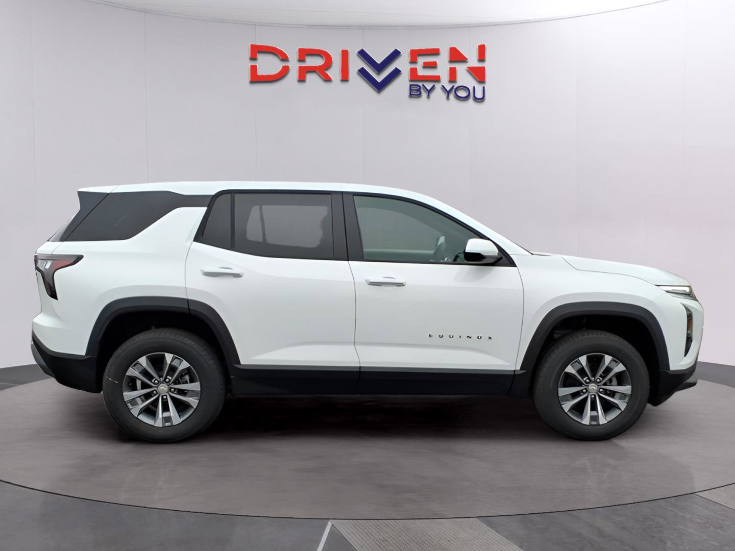 New 2026 Chevrolet Equinox LT w/ Convenience Package II image 6