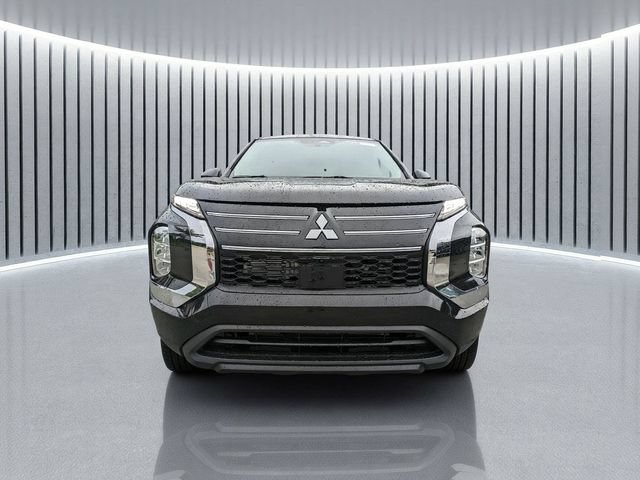 New 2026 Mitsubishi Outlander ES FWD image 9