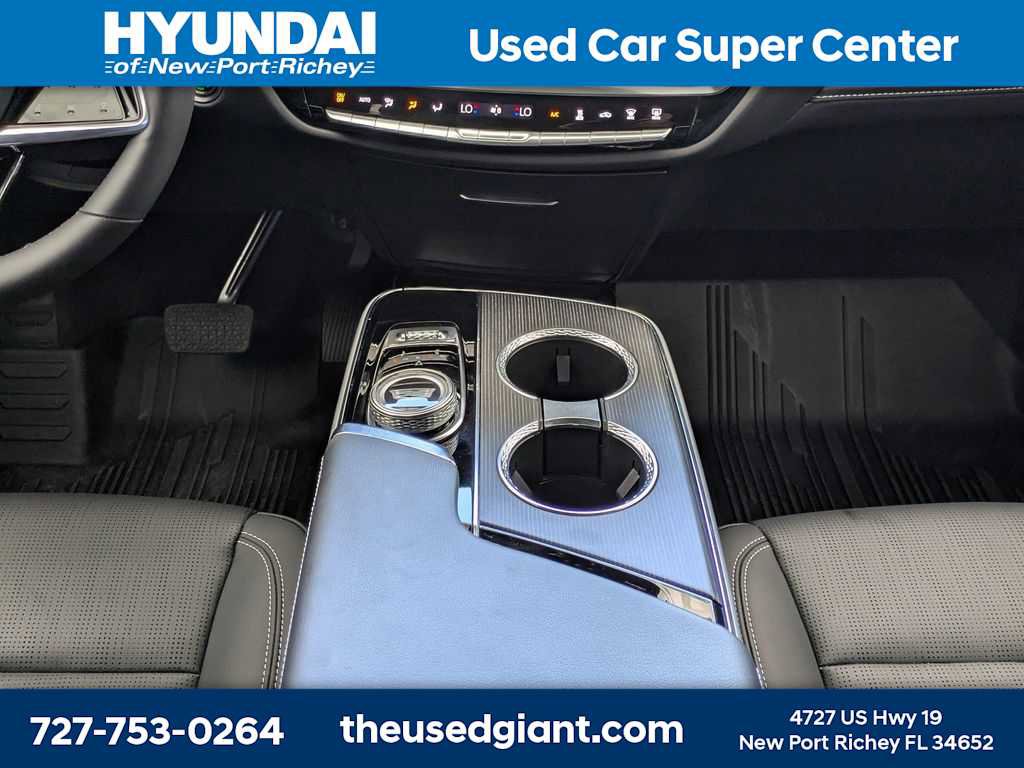 Used 2024 Cadillac Lyriq Luxury RWD image 23