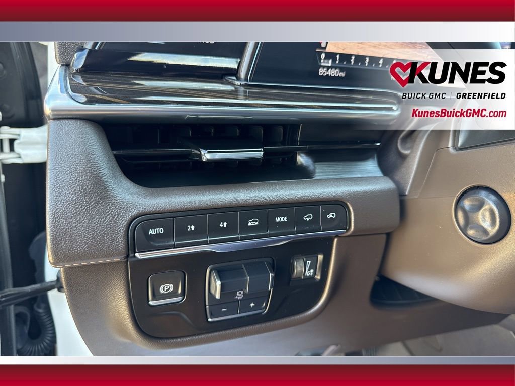 Used 2021 Cadillac Escalade Sport w/ Driver Assist Tech Package image 30