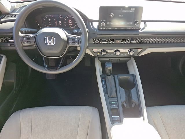 Used 2023 Honda Accord EX image 11