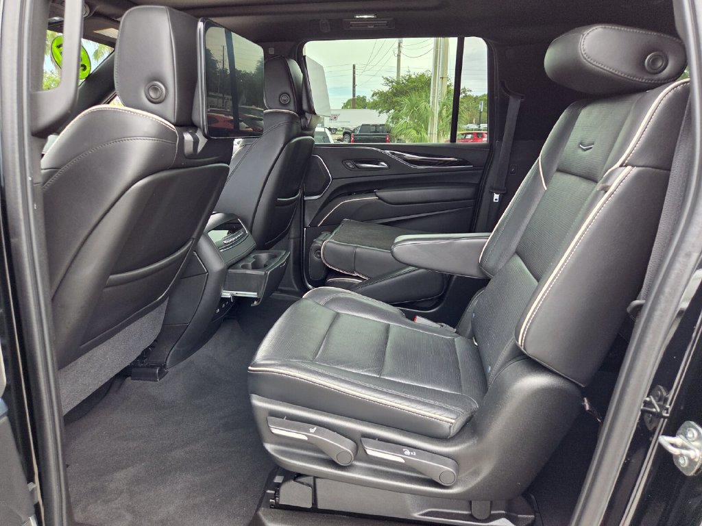 Used 2021 Cadillac Escalade ESV Sport w/ Driver Assist Tech Package RWD image 23