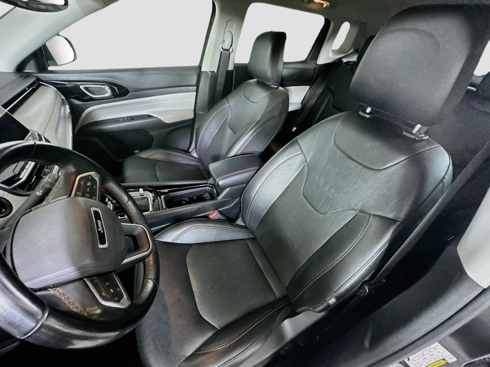 Used 2022 Jeep Compass Limited AWD/4WD image 13