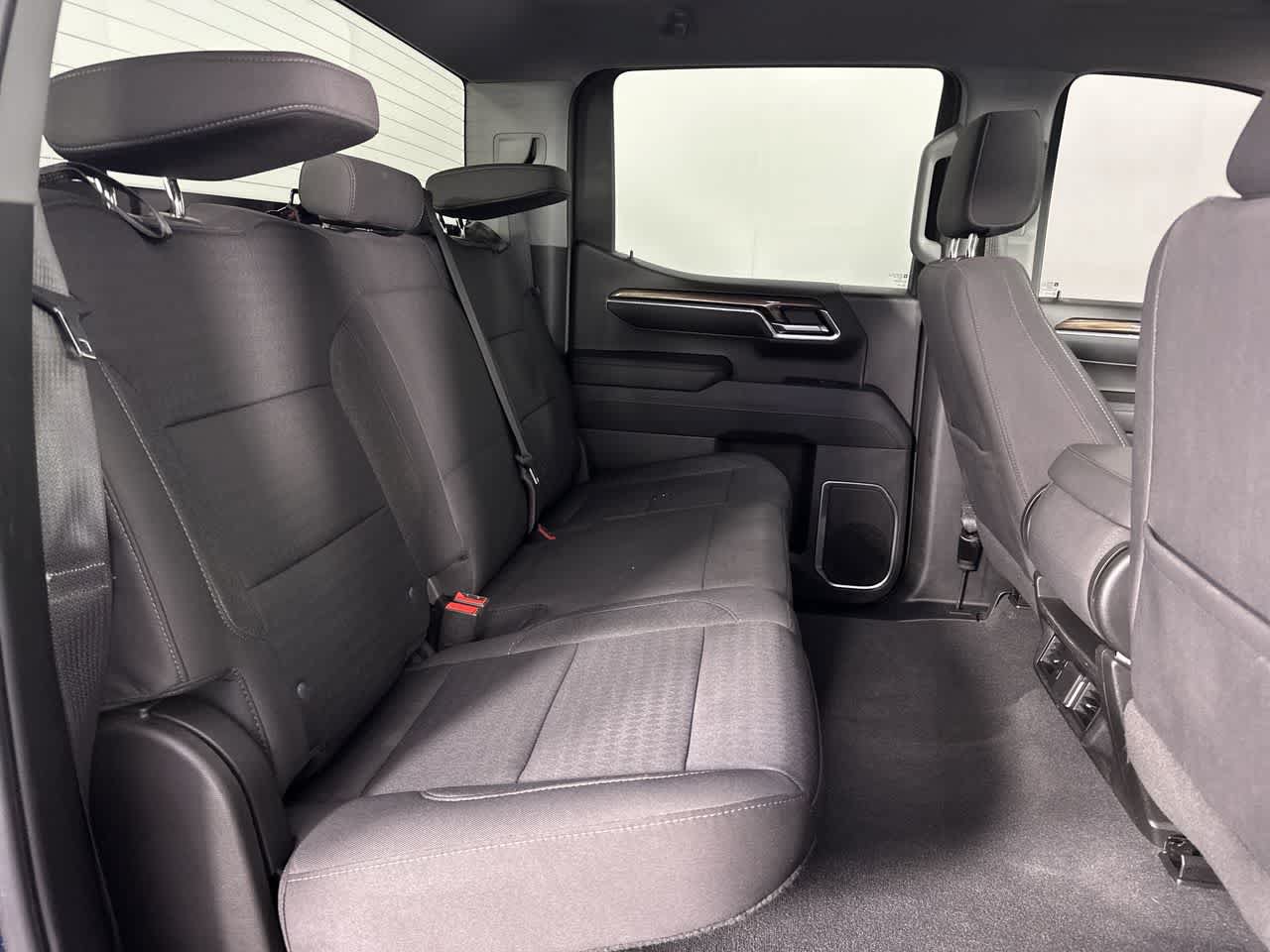 Used 2023 Chevrolet Silverado 1500 LT AWD/4WD image 20