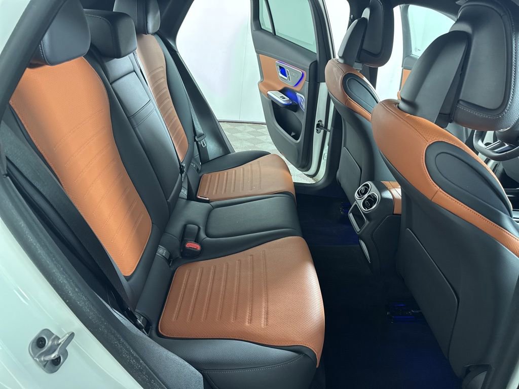 Certified 2025 Mercedes-Benz GLC 300 4MATIC image 24