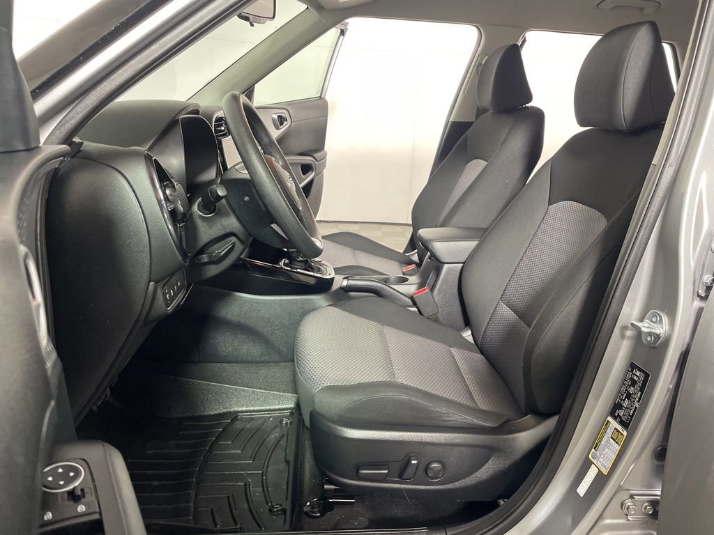 Used 2023 Kia Soul S image 10