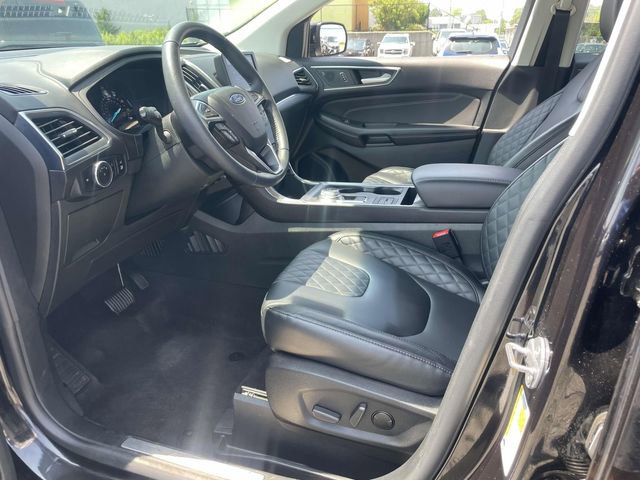 Used 2024 Ford Edge Titanium AWD/4WD image 19