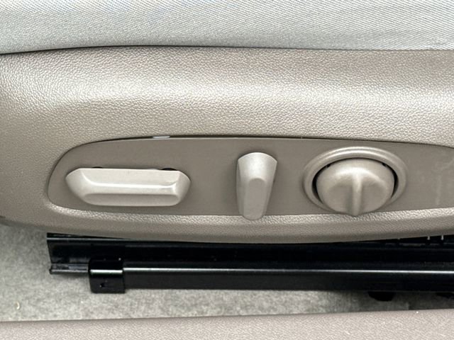 Used 2025 Chevrolet Malibu LT FWD image 21