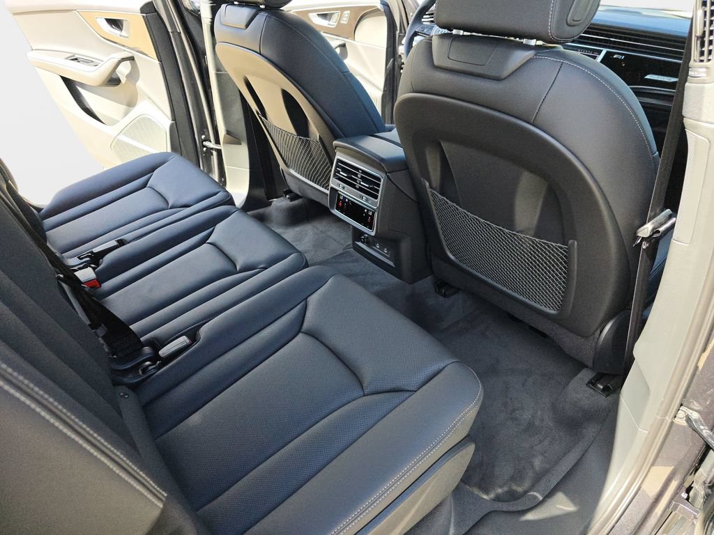 New 2026 Audi Q7 2.0T Premium Plus AWD/4WD image 11