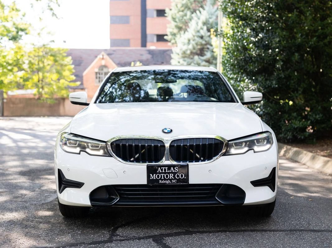 Used 2022 BMW 330i xDrive Sedan w/ Premium Package 2 AWD/4WD image 6