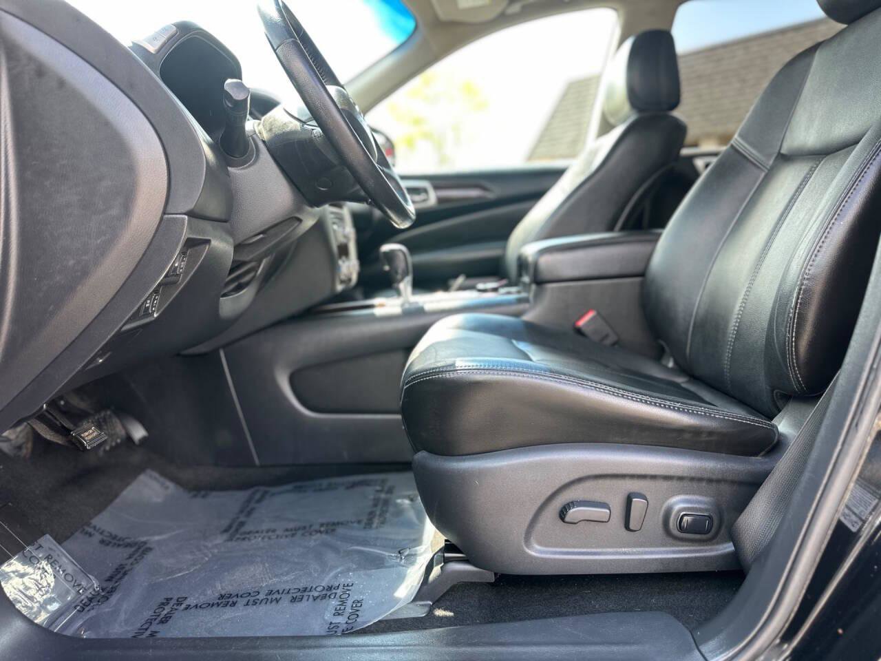 Used 2013 Nissan Pathfinder SL w/ SL Premium Pkg AWD/4WD image 16