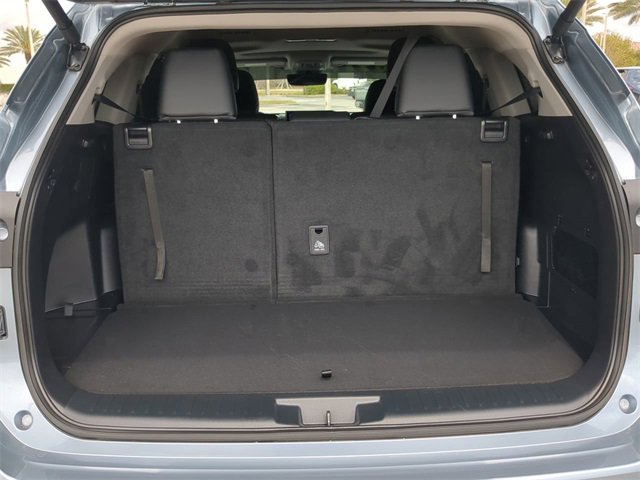 Certified 2024 Toyota Highlander XLE image 13