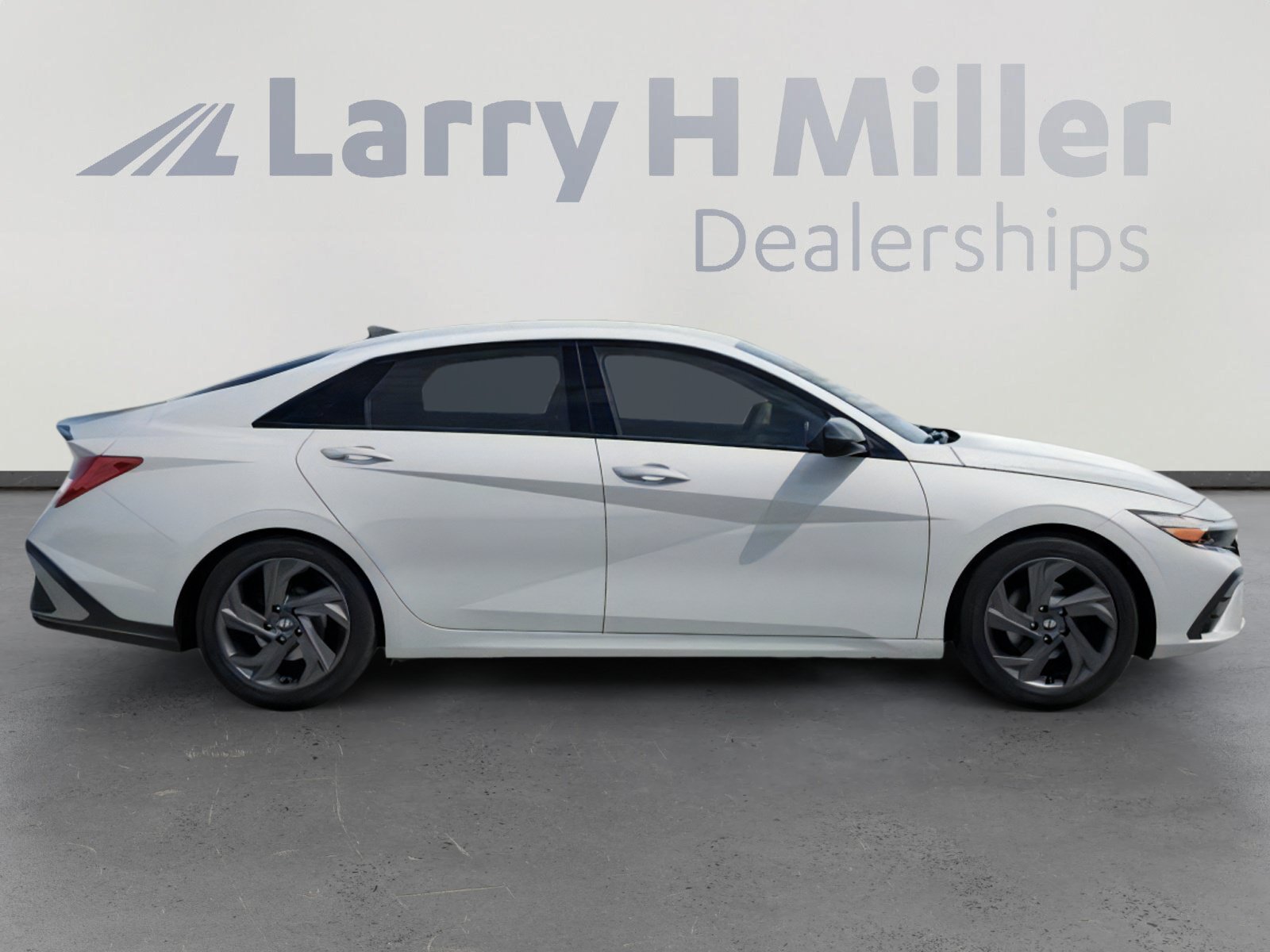 New 2026 Hyundai Elantra Sport FWD image 7