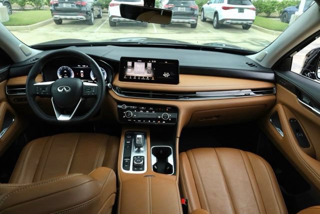 Used 2025 INFINITI QX60 Sensory w/ Vision Package AWD/4WD image 13