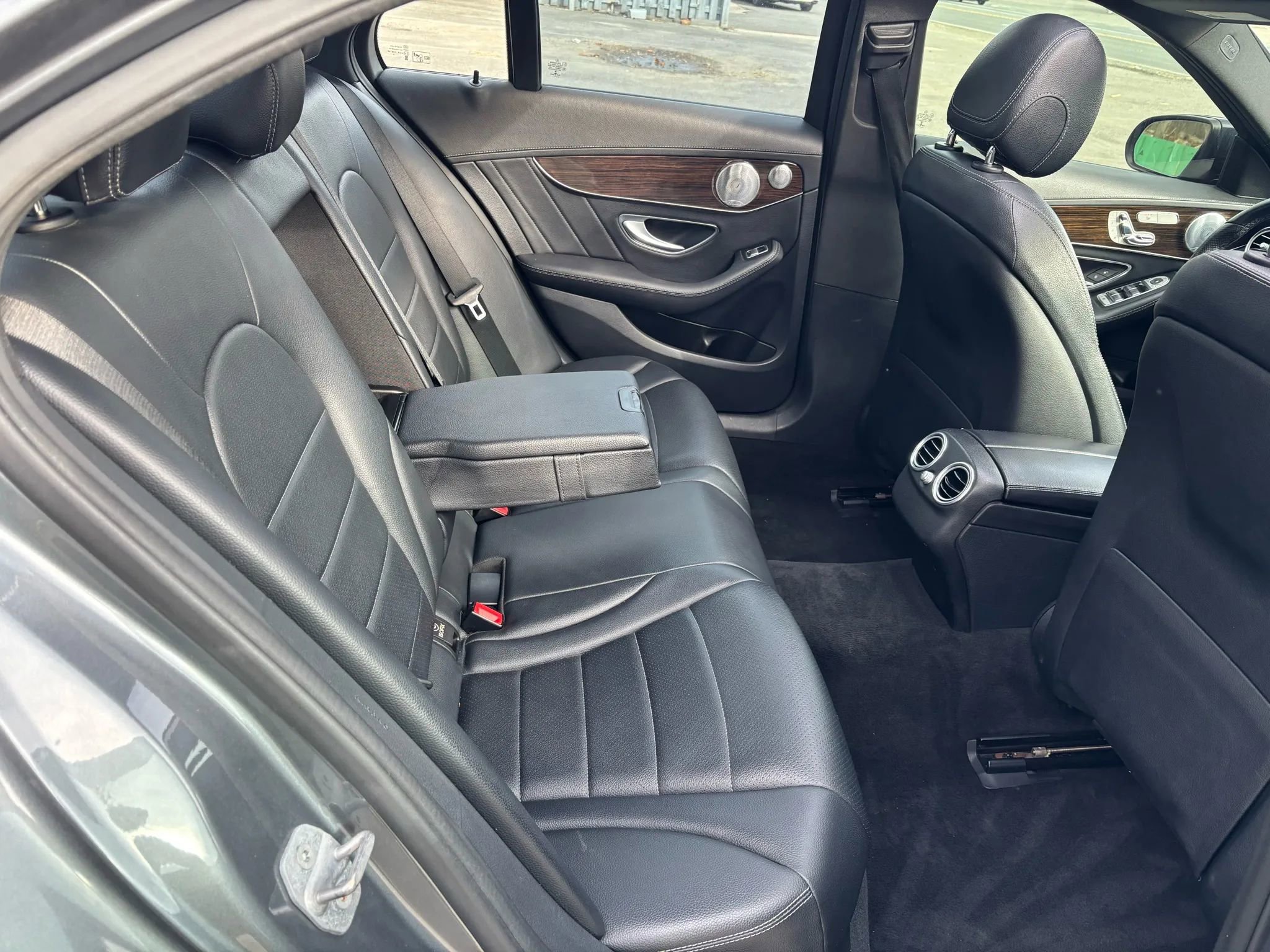 Used 2017 Mercedes-Benz C 300 4MATIC Sedan w/ Premium 3 Package image 18