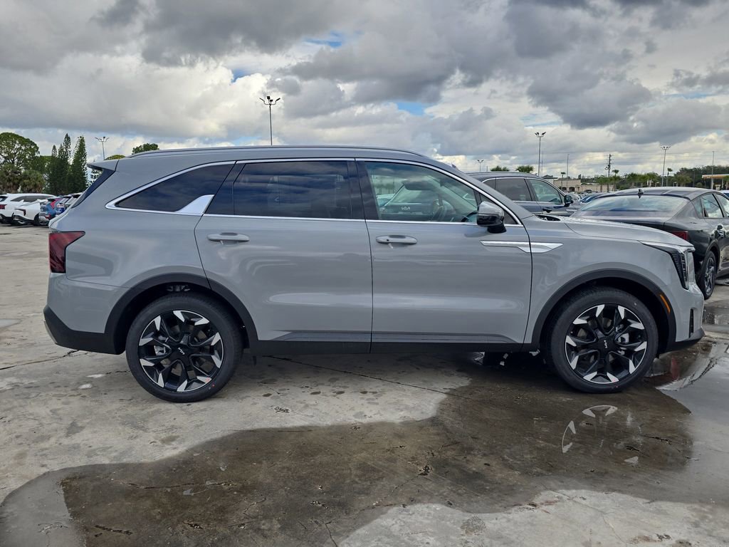 New 2026 Kia Sorento EX image 9