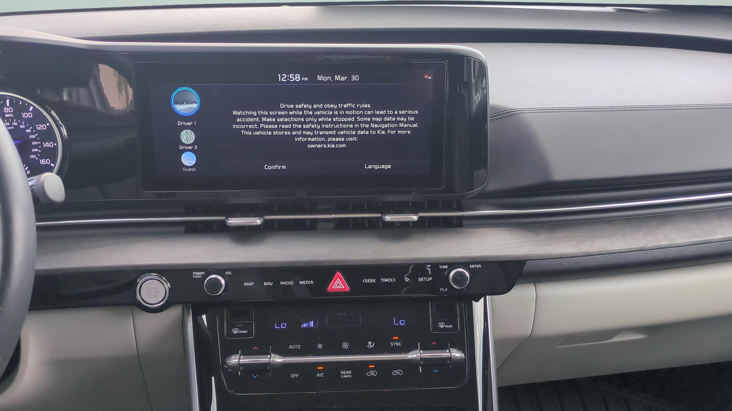 Certified 2024 Kia Carnival EX image 17