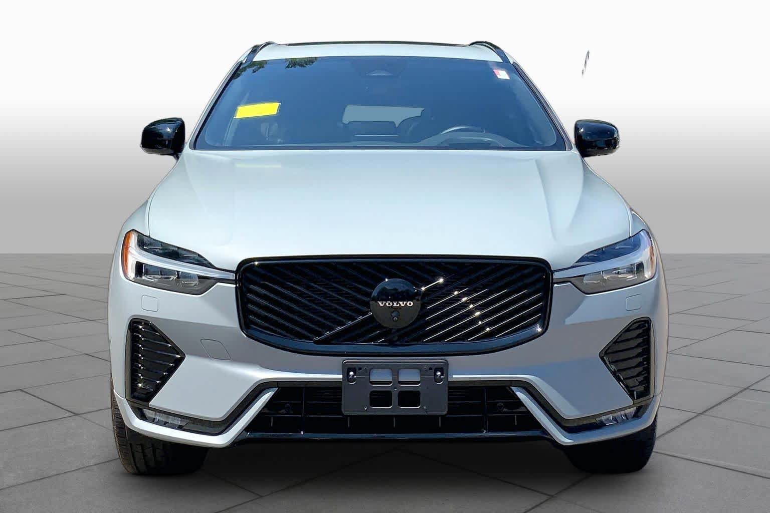 Used 2026 Volvo XC60 B5 Ultra w/ Protection Package Premier AWD/4WD image 4