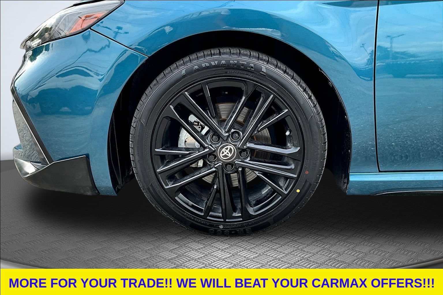 Used 2025 Toyota Camry SE FWD image 30