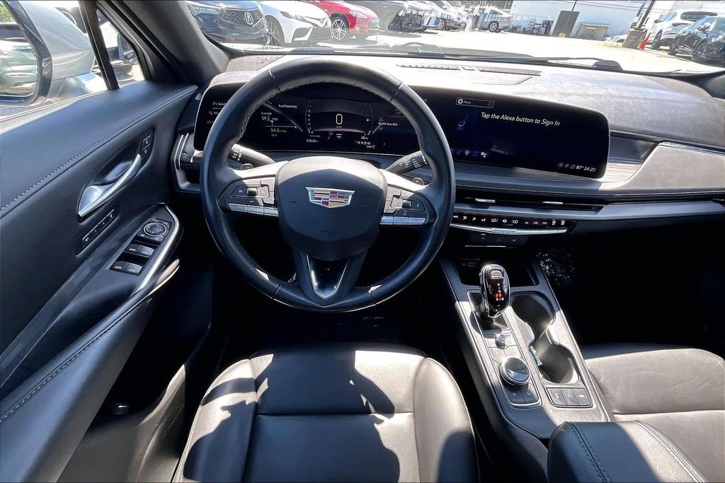 Used 2025 Cadillac XT4 Premium Luxury AWD/4WD image 7