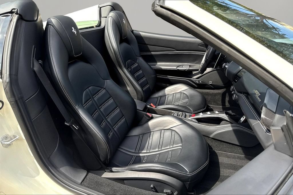 Used 2018 Ferrari 488 Spider RWD image 21