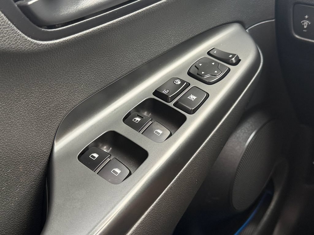 Used 2019 Hyundai Kona SE AWD/4WD image 19