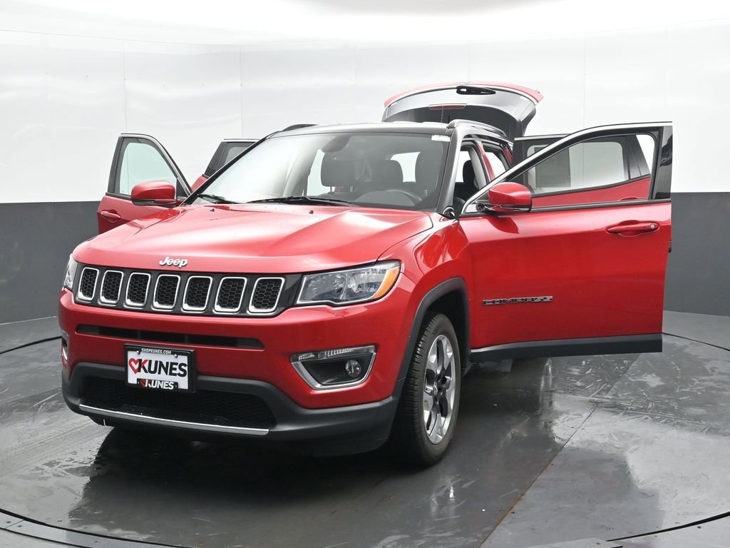 Used 2018 Jeep Compass Limited image 48