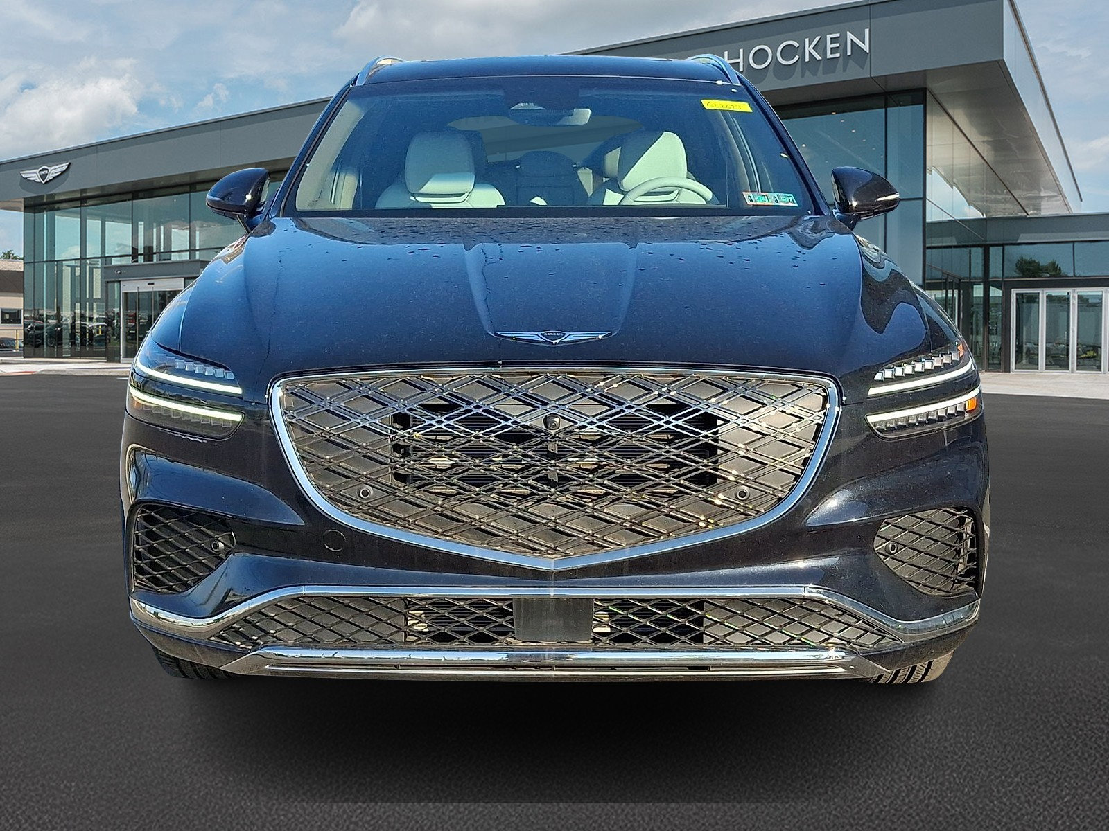 Certified 2026 Genesis GV70 2.5T Advanced AWD/4WD image 3