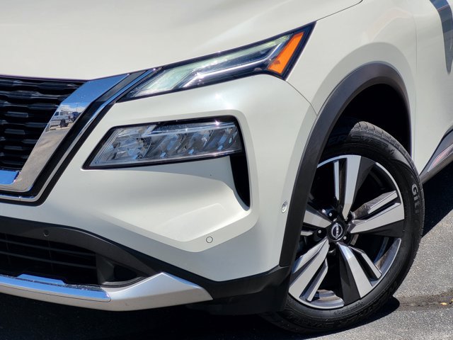 Certified 2023 Nissan Rogue Platinum w/ Platinum Premium Package FWD image 8
