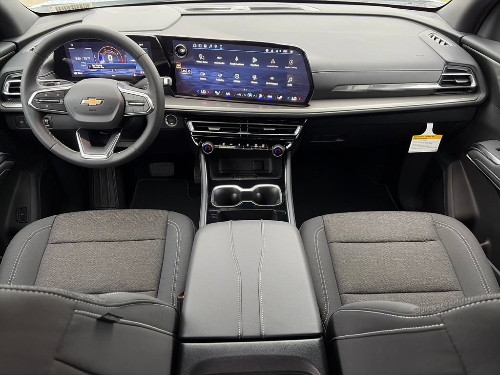 New 2027 Chevrolet Traverse LT FWD image 10