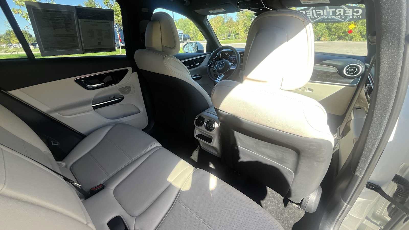 Certified 2025 Mercedes-Benz GLC 350e 4MATIC image 11