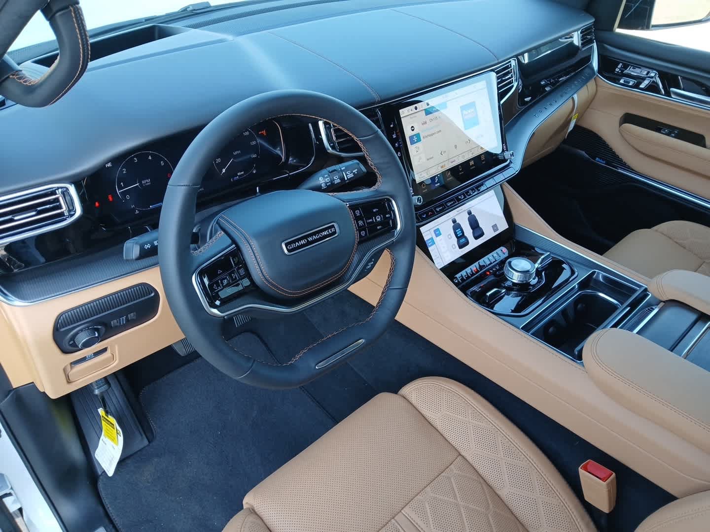 New 2026 Jeep Grand Wagoneer Summit AWD/4WD image 22