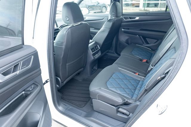 New 2026 Volkswagen Atlas Cross Sport SEL Premium R-Line AWD/4WD image 30
