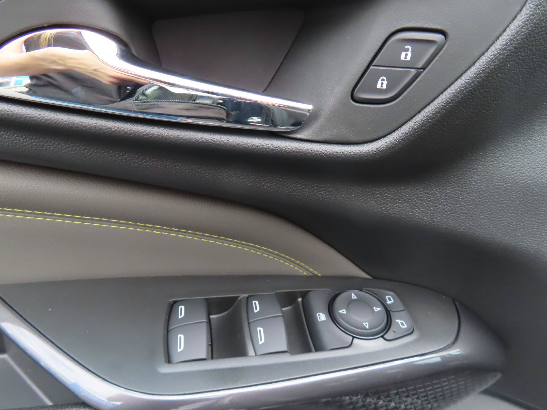 New 2026 Chevrolet Trax ACTIV w/ Driver Confidence Package FWD image 13