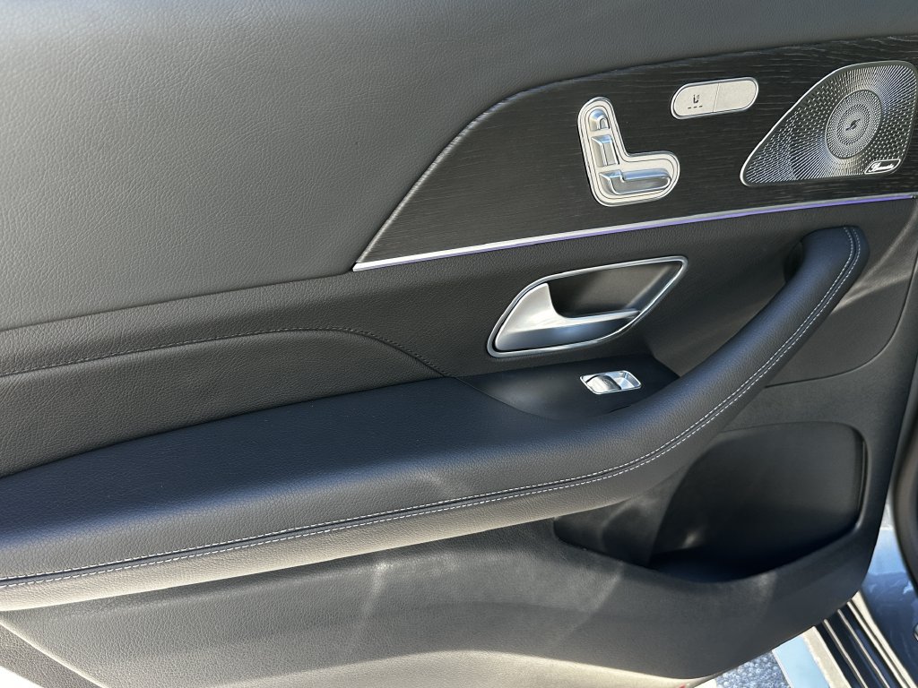 New 2026 Mercedes-Benz GLS 450 4MATIC image 24