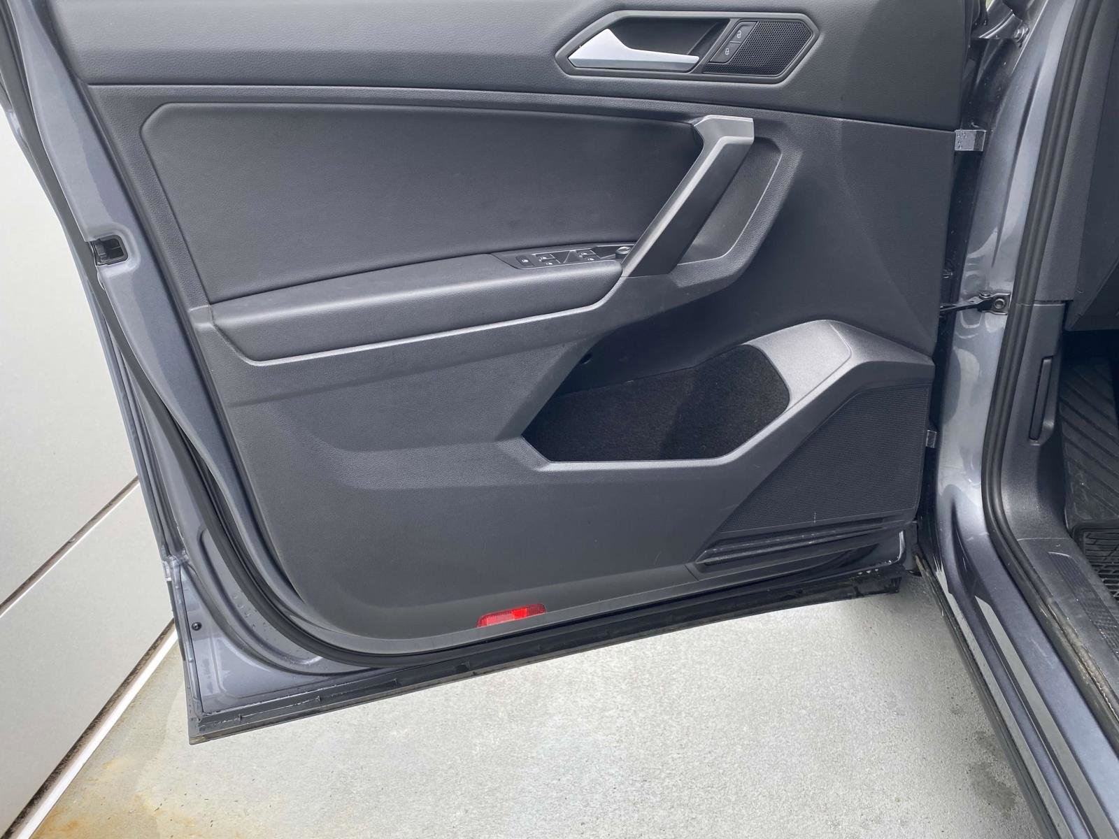 Used 2021 Volkswagen Tiguan S image 15