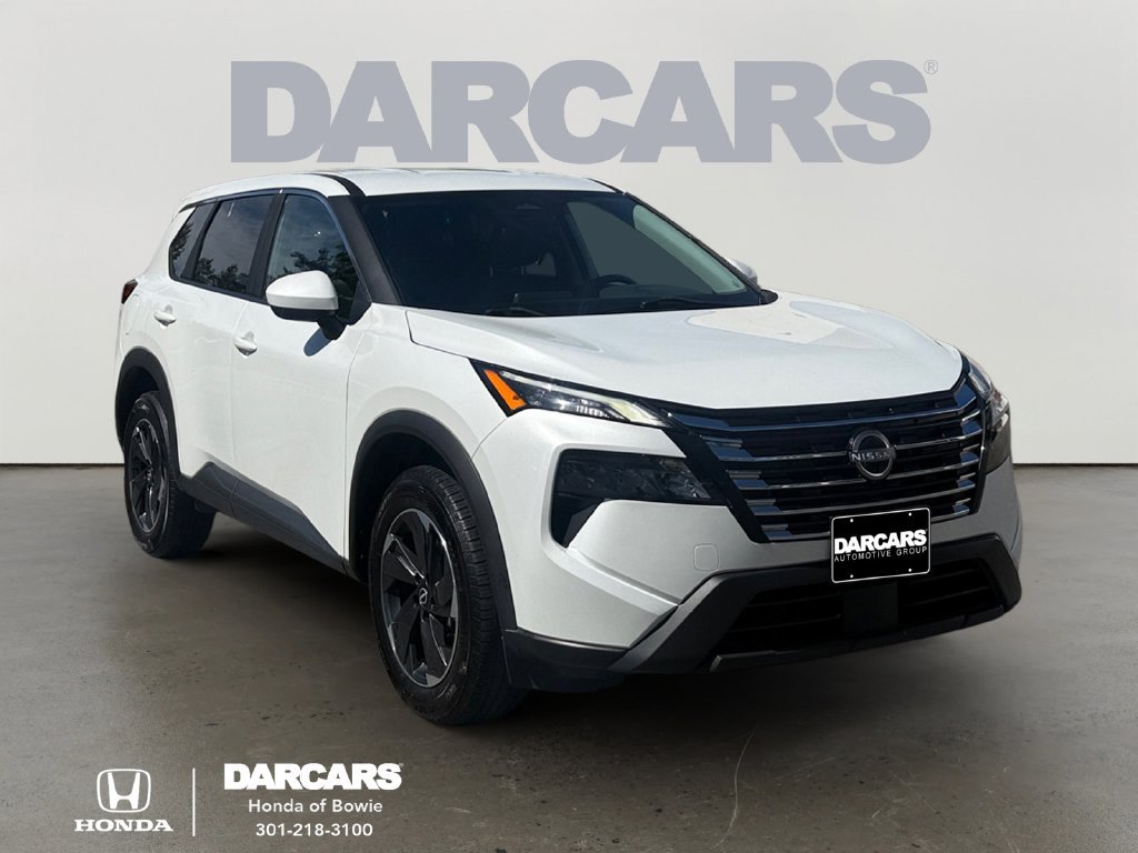 Used 2024 Nissan Rogue SV